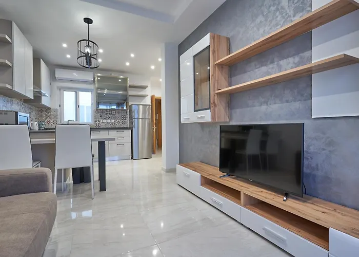 Full Sun Getaway Apt Sliema - 1Br